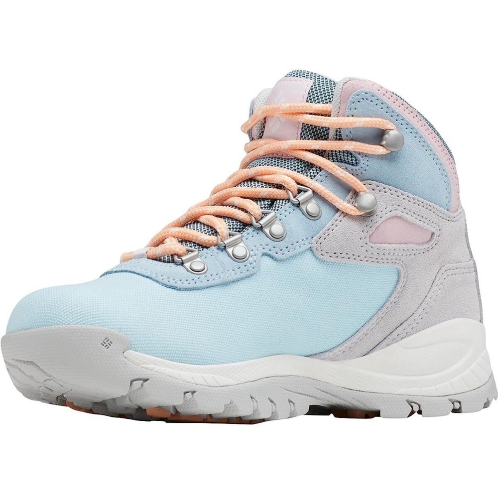 Columbia Women’s Newton Ridge Hiking Boot
